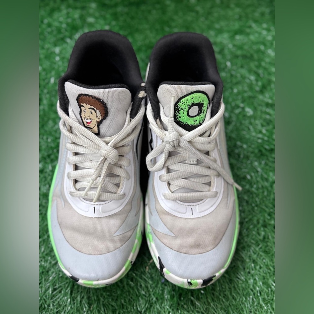 Puma LaMelo Ball MB.02 Lo
LaMel-O (GS)‎ Size 7